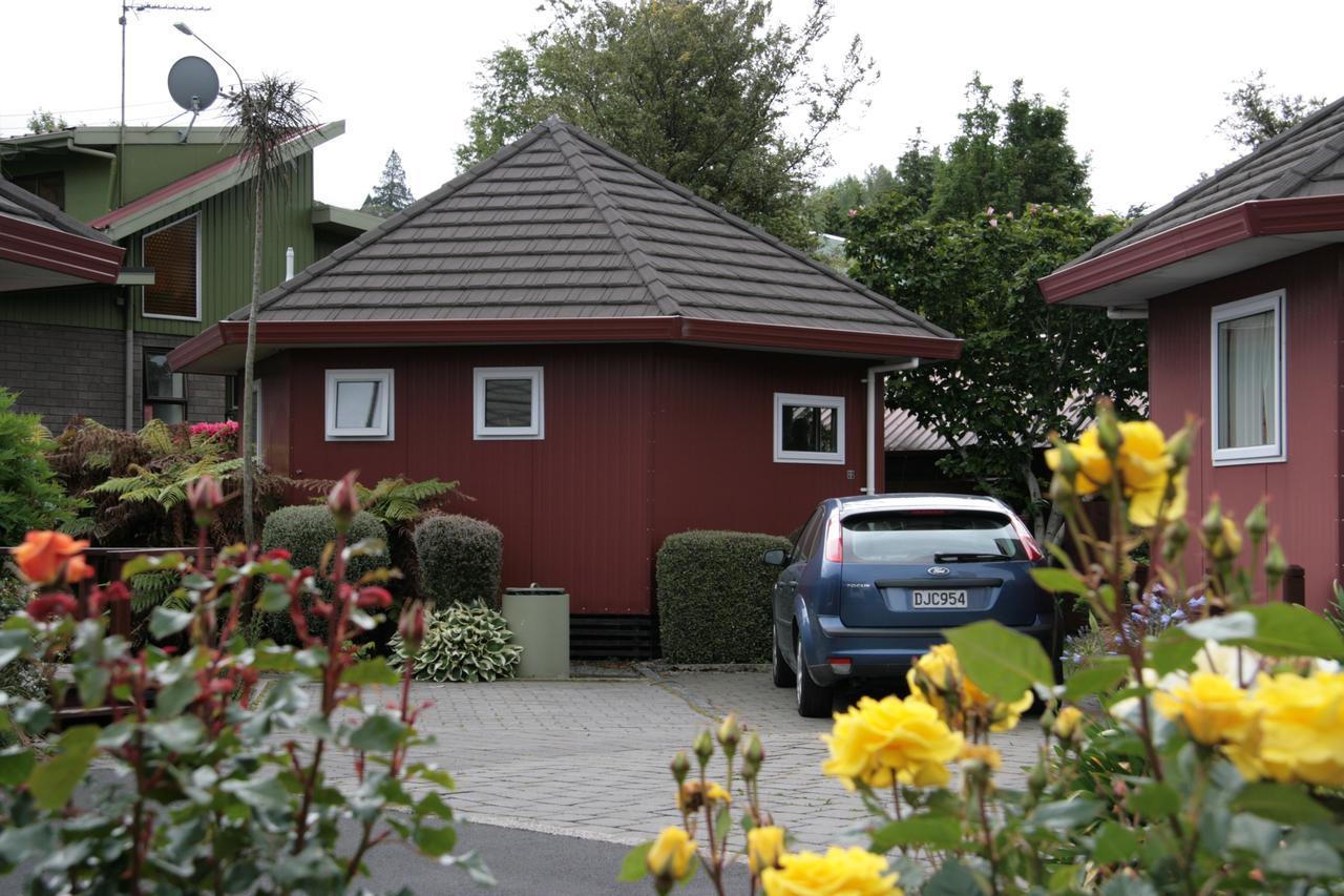 Aaron Lodge Holiday Park Dunedin Exterior foto